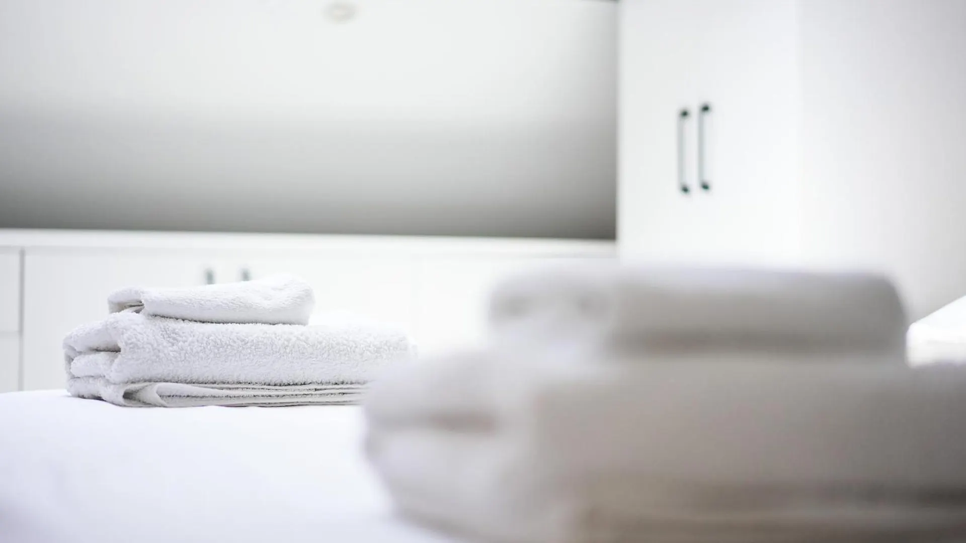 City Center Hideout - Studio Apartment Tirana