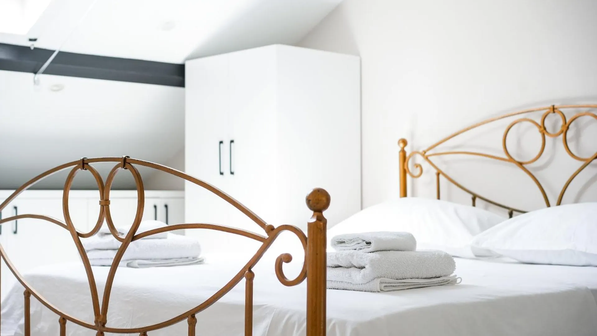 City Center Hideout - Studio Apartment Tiran 0*,  Arnavutluk