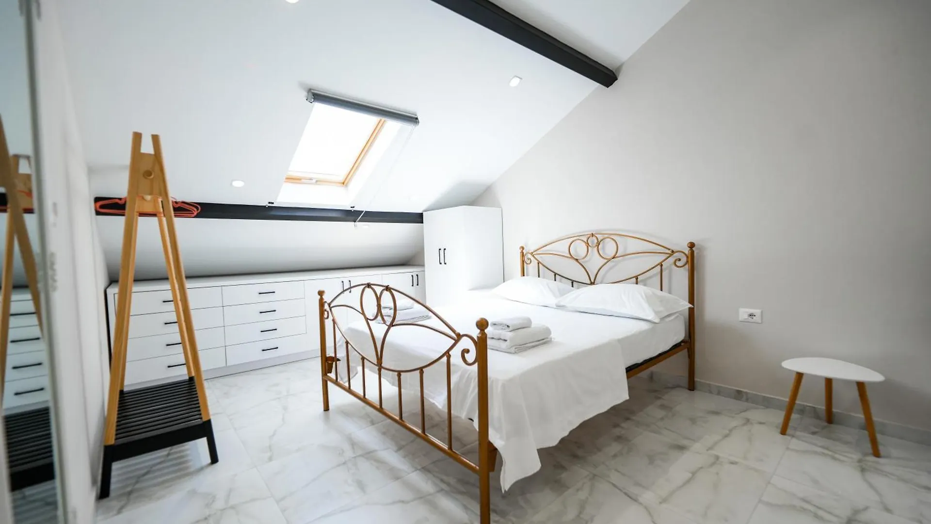 City Center Hideout - Studio Apartment Tiran Arnavutluk