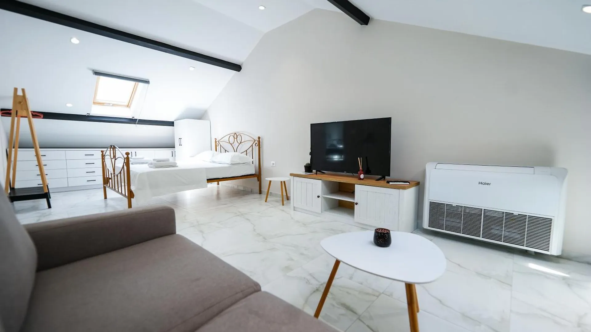 City Center Hideout - Studio Apartment Tirana 0*,  Albania